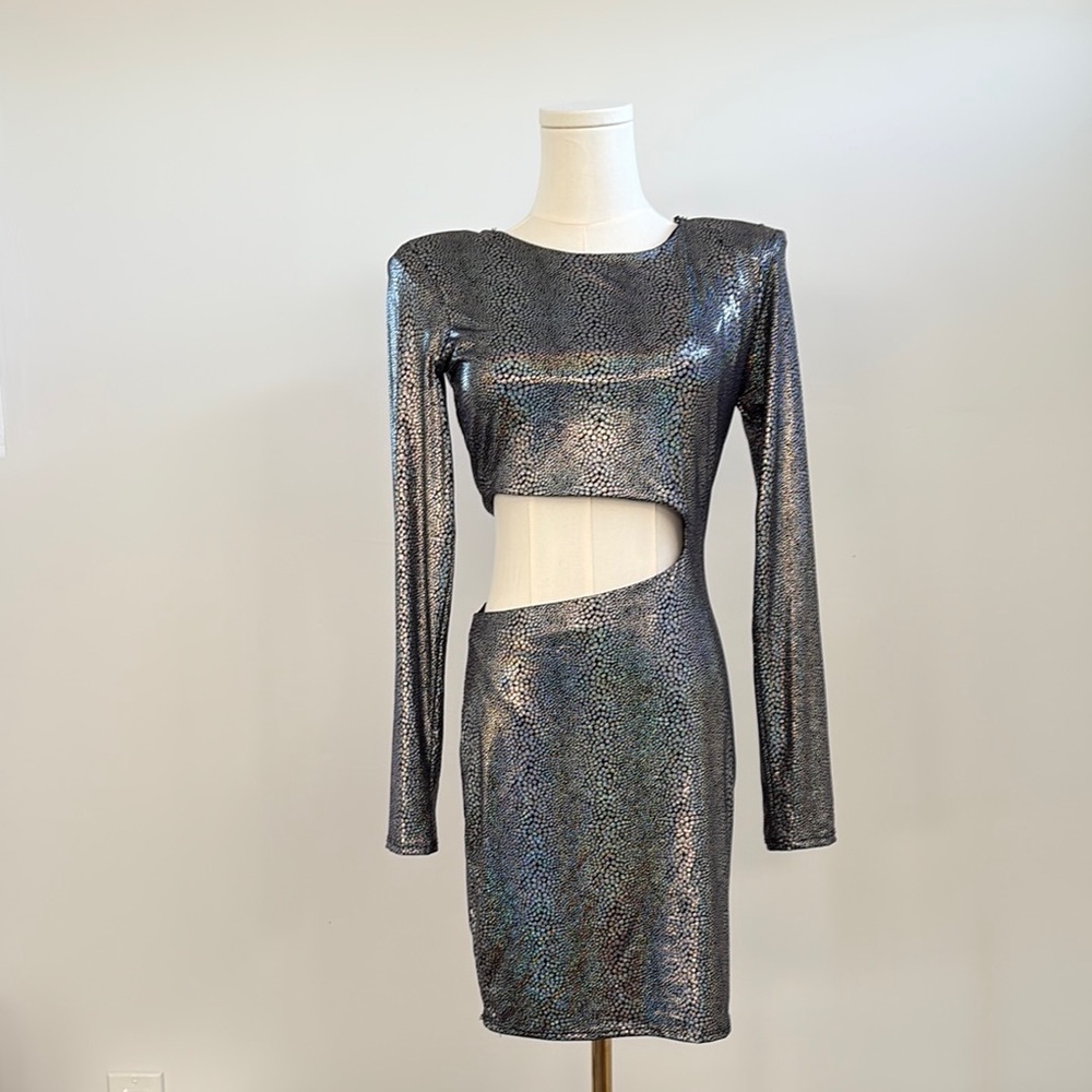 Slithering Silver Cocktail Dress w Shoulder Pads